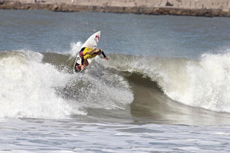 Luchy Cosoleto obtuvo el 3 puesto en categora Damas en el Rip Curl Pro Nacional 2015